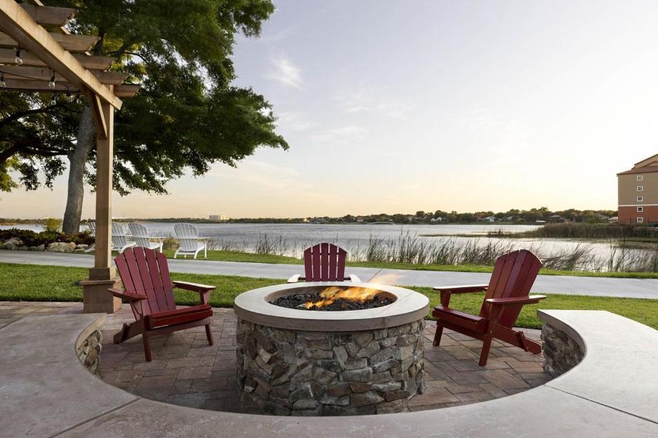 Stunning Condo Near Universal Studios Williamsburg Exteriör bild