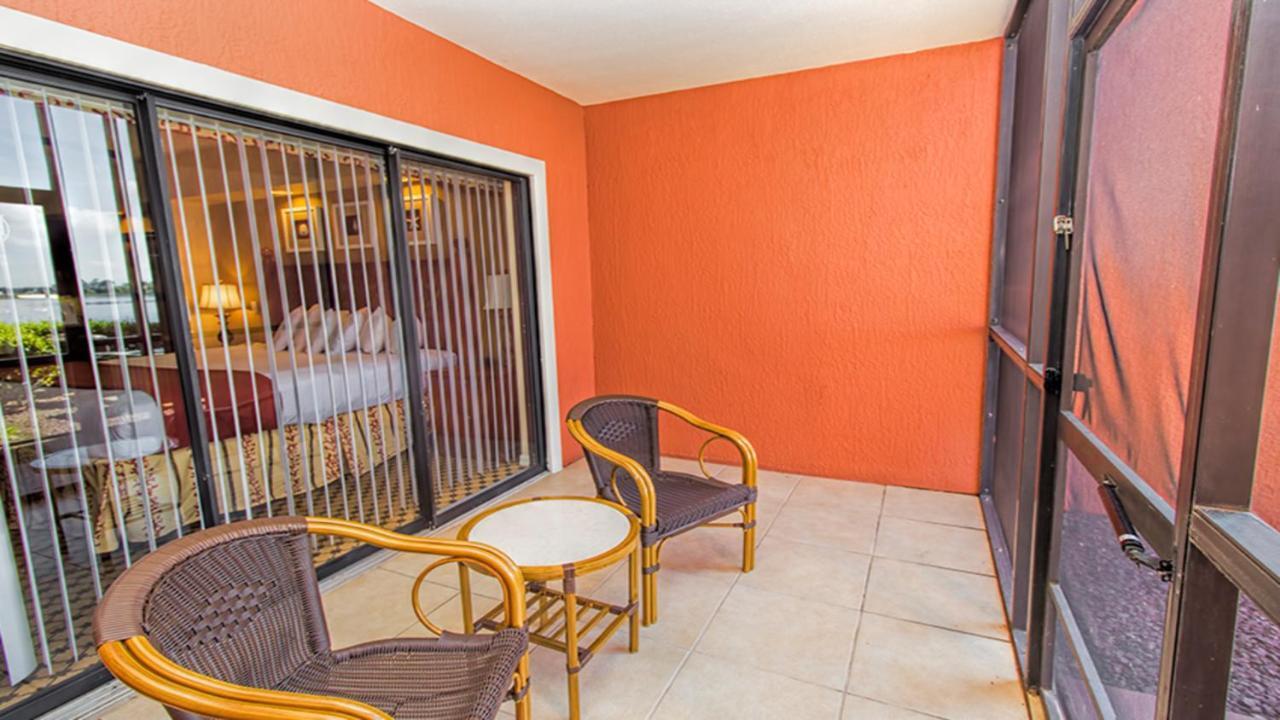 Stunning Condo Near Universal Studios Williamsburg Exteriör bild
